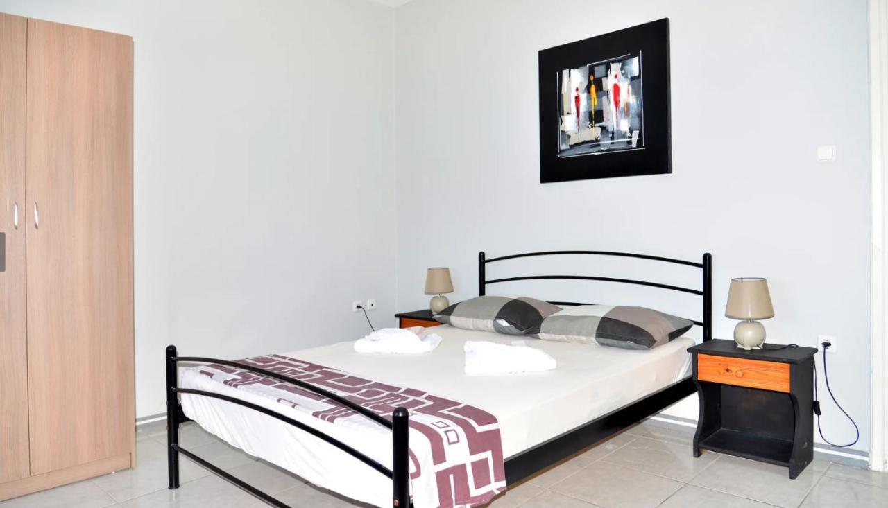 Paralia Agias Foteinis Iro Apartments المظهر الخارجي الصورة
