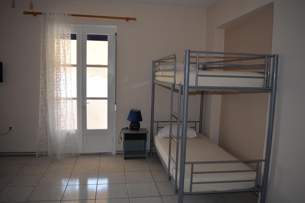 Paralia Agias Foteinis Iro Apartments المظهر الخارجي الصورة